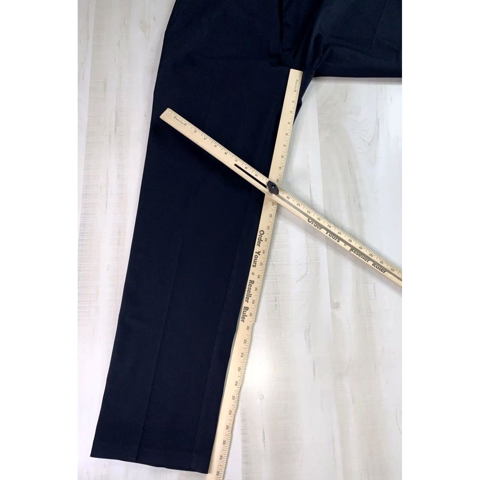 Haggar Haggar No Iron Premium Khaki Straight Fit Navy Pants Mens 36x32 EUC Size US 36 / EU 52 - 6 Thumbnail