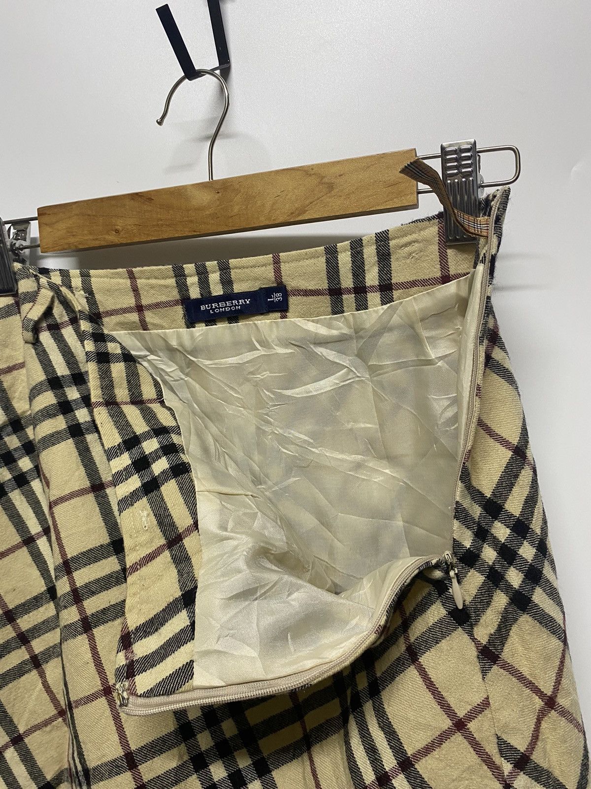 Burberry × Vintage BURBERRY London Mini Skirt Plaid Nova Check Size 26" / US 2 / IT 38 - 7 Thumbnail