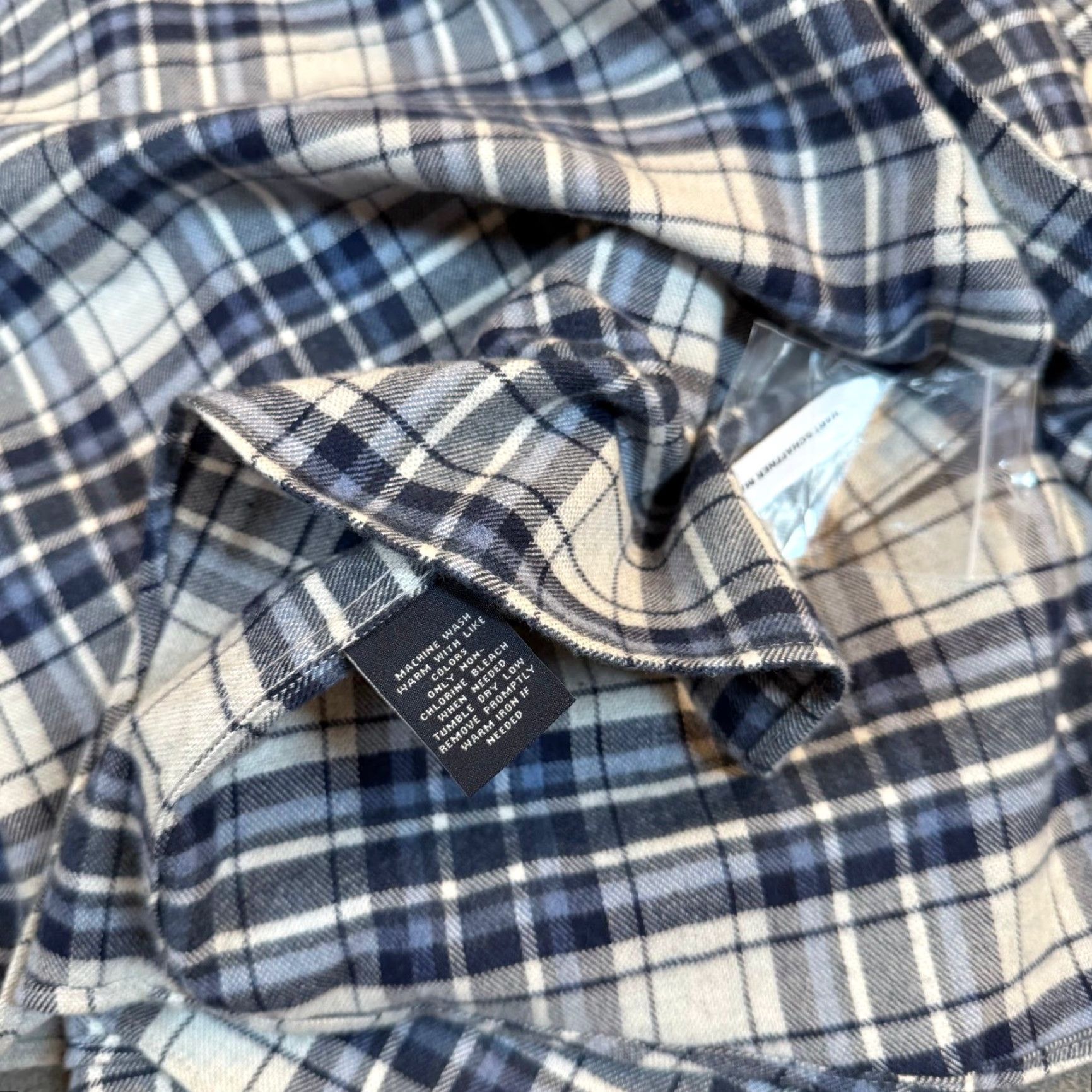 Hart Schaffner Marx Hart Schaffner Marx Canclini Blue Plaid Cotton Flannel Shirt Mens 2XL NWT Adult Regular Button-Up Long Sleeve Collared Size US XXL / EU 58 / 5 - 6 Thumbnail