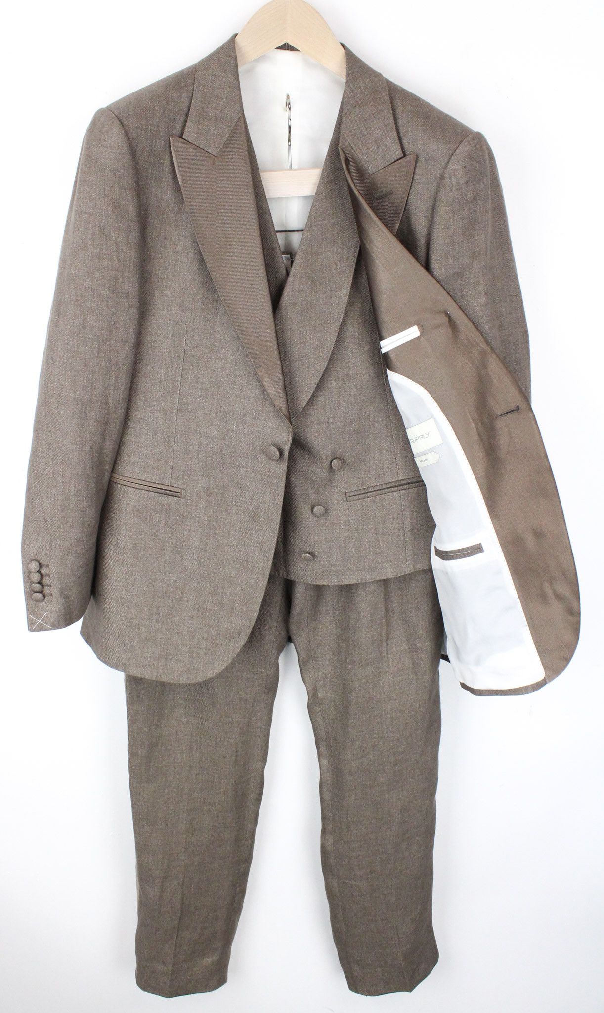 image of Suitsupply Lazio Uk38S Tuxedo Peak Lapel Linen Brown 3 Piece 68607, Men's
