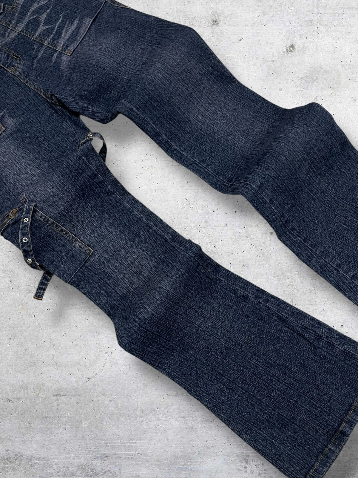 Beauty Beast VINTAGE HAPHAZARD 90S JAPAN DESIGNER FLARED BONDAGE OG DENIM Size US 27 - 6 Thumbnail