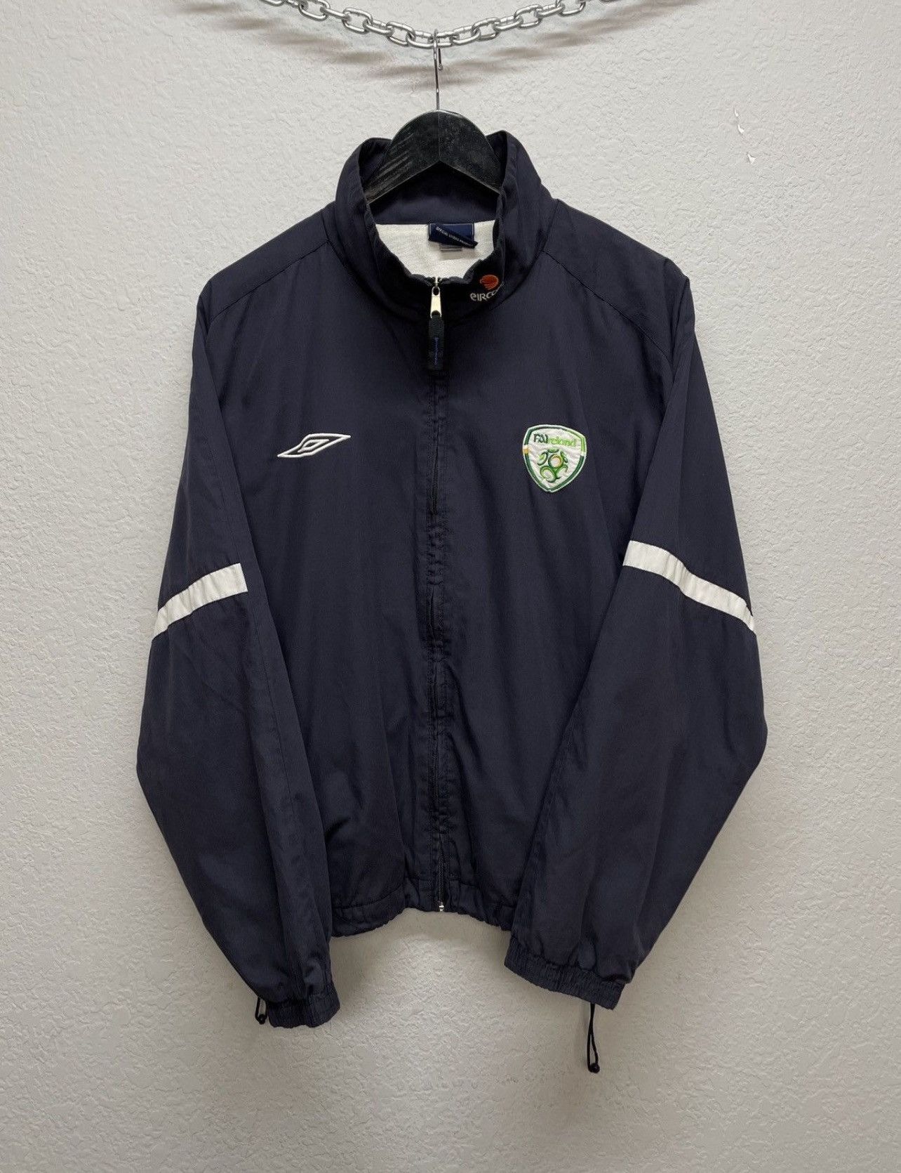 Umbro Vintage y2k Umbro Ireland 00s Training Soccer Track Jacket Size US S / EU 44-46 / 1 - 1 Thumbnail