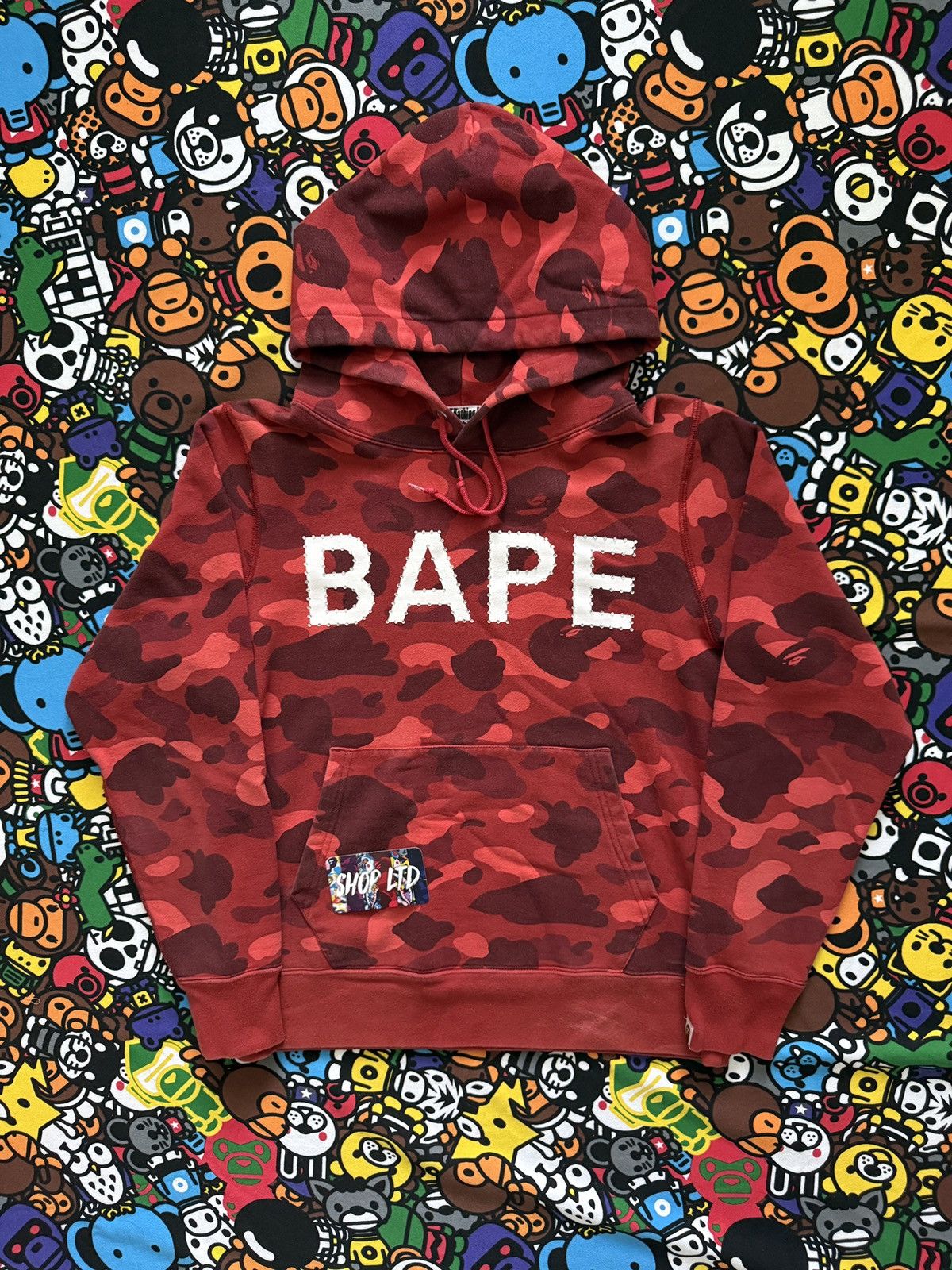 Bape A Bathing Ape Red Camo Swarovski Pullover Hoodie Size US S / EU 44-46 / 1 - 1 Thumbnail