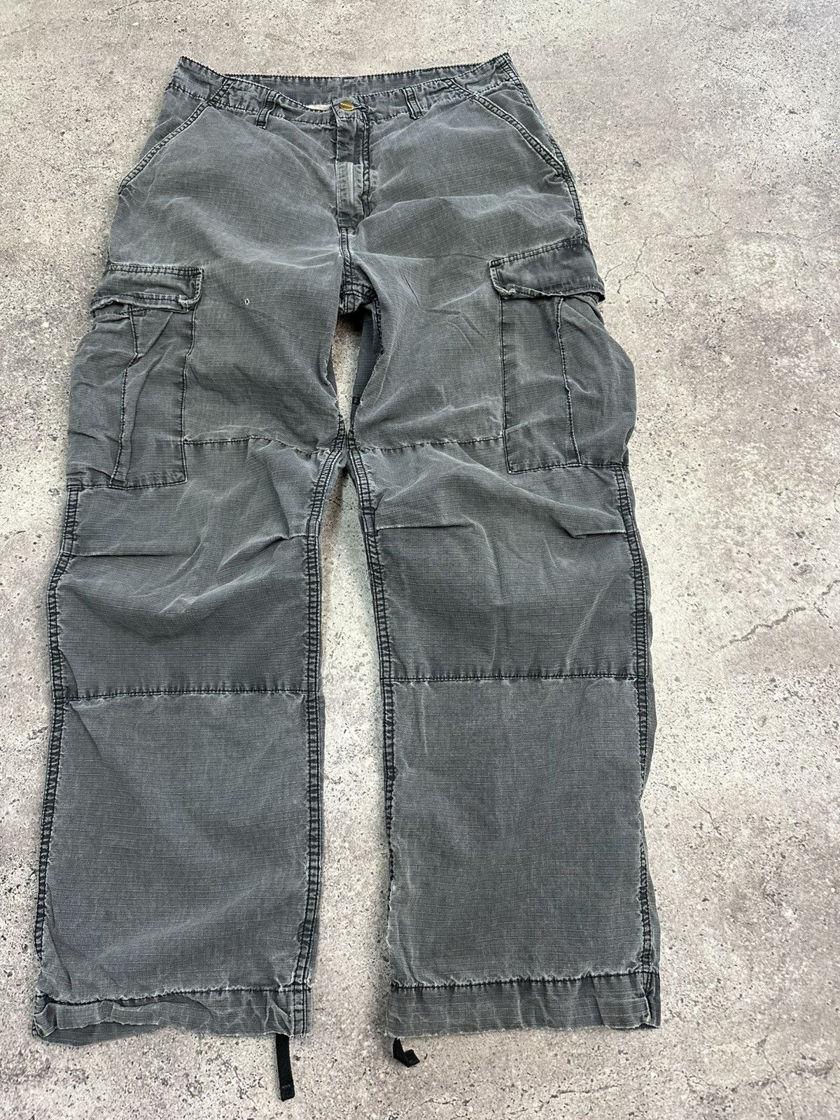 Carhartt Vintage Carhartt Cargo Pants Distressed Y2K Faded Gray Size US 30 / EU 46 - 6 Thumbnail