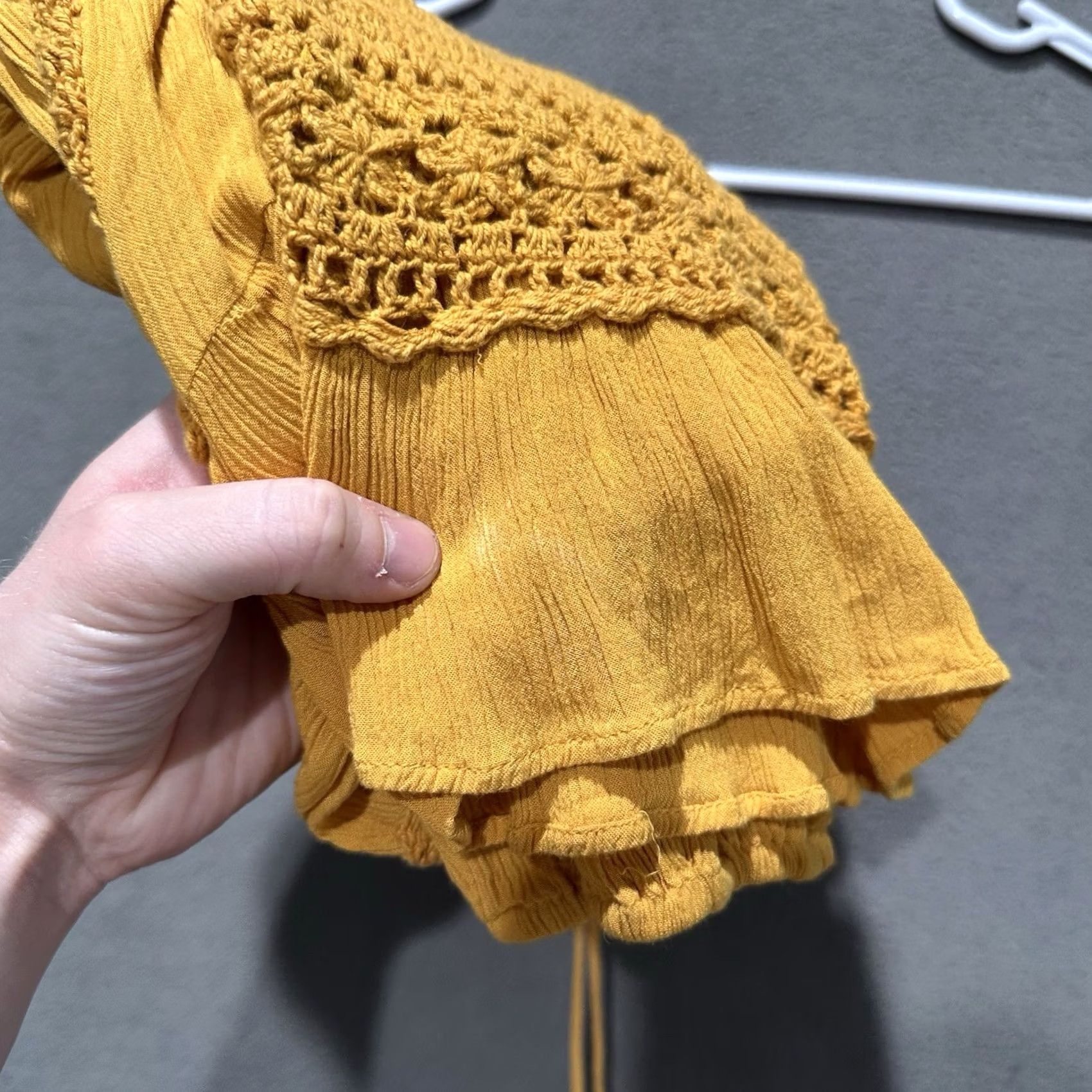 American Eagle Outfitters American Eagle Outfitters Blouse Womens M Mustard Crop Boho Peasant Crochet 3/4 Sleeve 90s Travel Vintage: No Womens Size M / US 6-8 / IT 42-44 - 6 Thumbnail