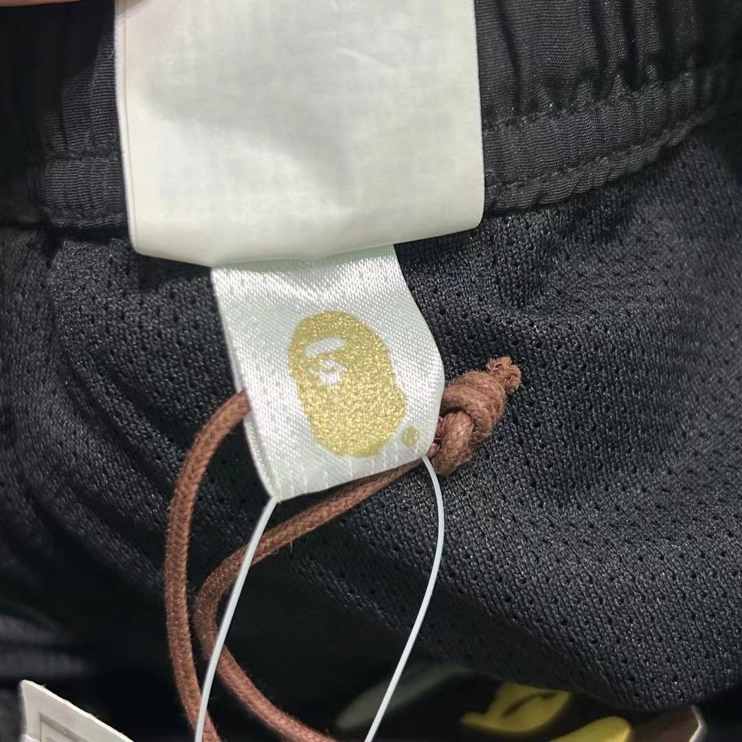 Bape BAPE SHARK SWEAT SHORTS Size US 32 / EU 48 - 6 Thumbnail
