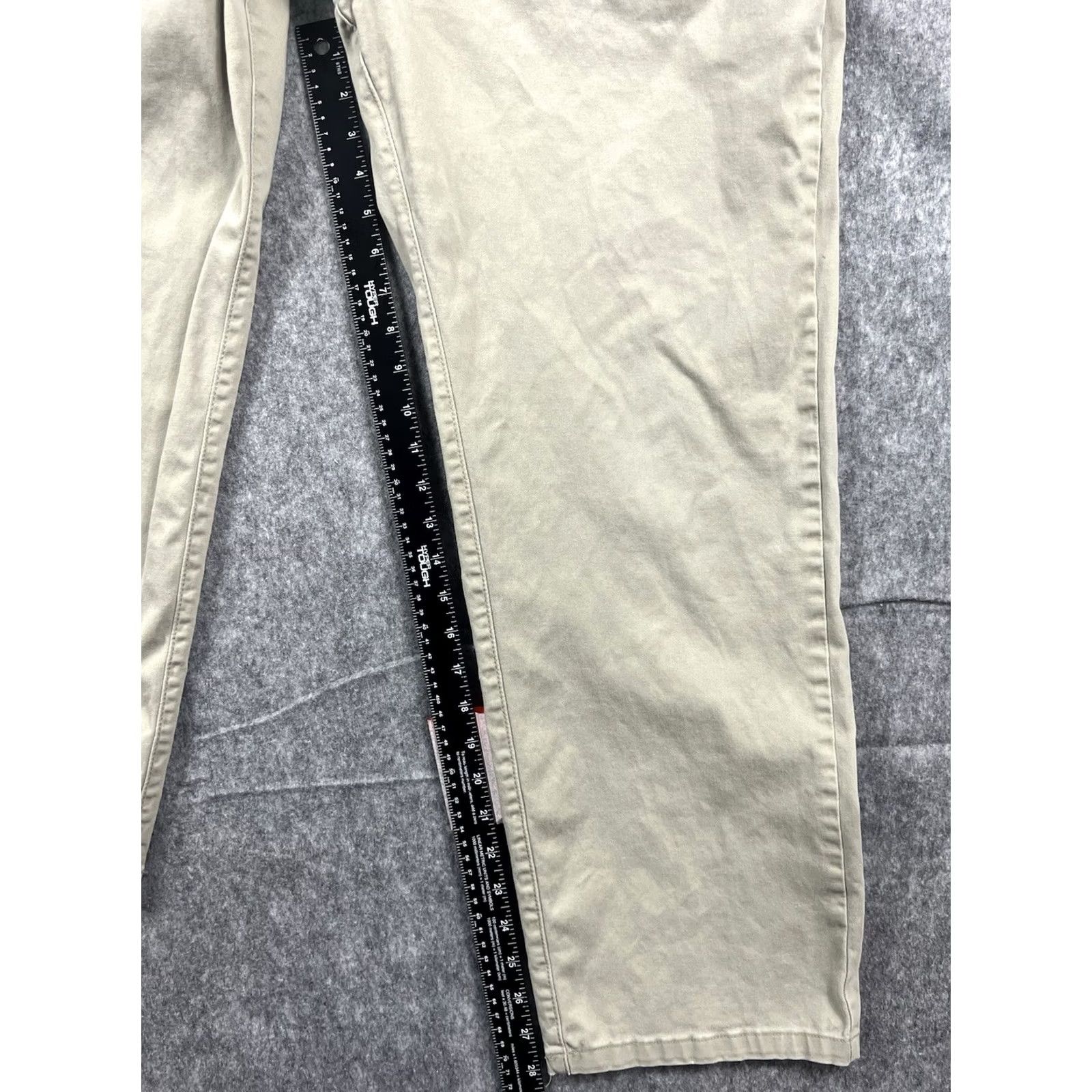Lee Lee Extreme Men's Pants Comfort Beige Khaki Outdoors/Workwear Stretch Size 40x30 Pants Regular Beige City Logo 40x30 Mens Size US 40 / EU 56 - 5 Thumbnail