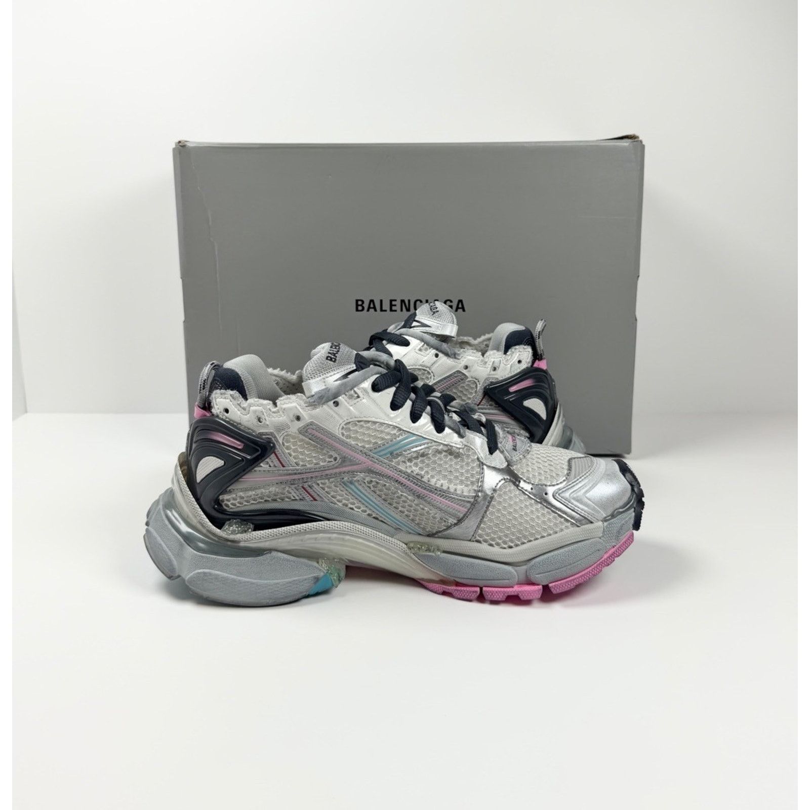 Balenciaga Size 42EU/9US - Balenciaga Runner Grey Pink Blue NEW! Size US 9 / EU 42 - 5 Thumbnail