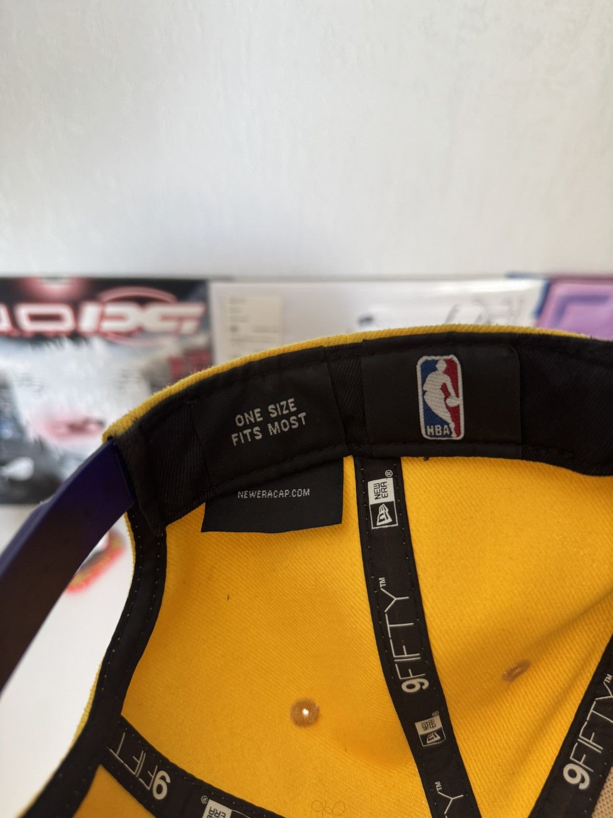 New Era New Era Los Angeles Lakers Yellow Snapback Cap Size ONE SIZE - 7 Thumbnail