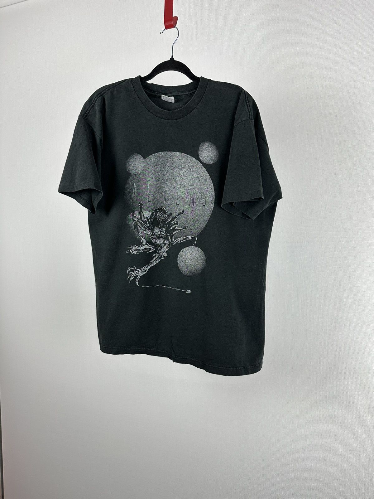 Vintage 1999 Aliens Comic Images Movie Tee Shirt Marvel Anime Rap Size US XL / EU 56 / 4 - 2 Thumbnail