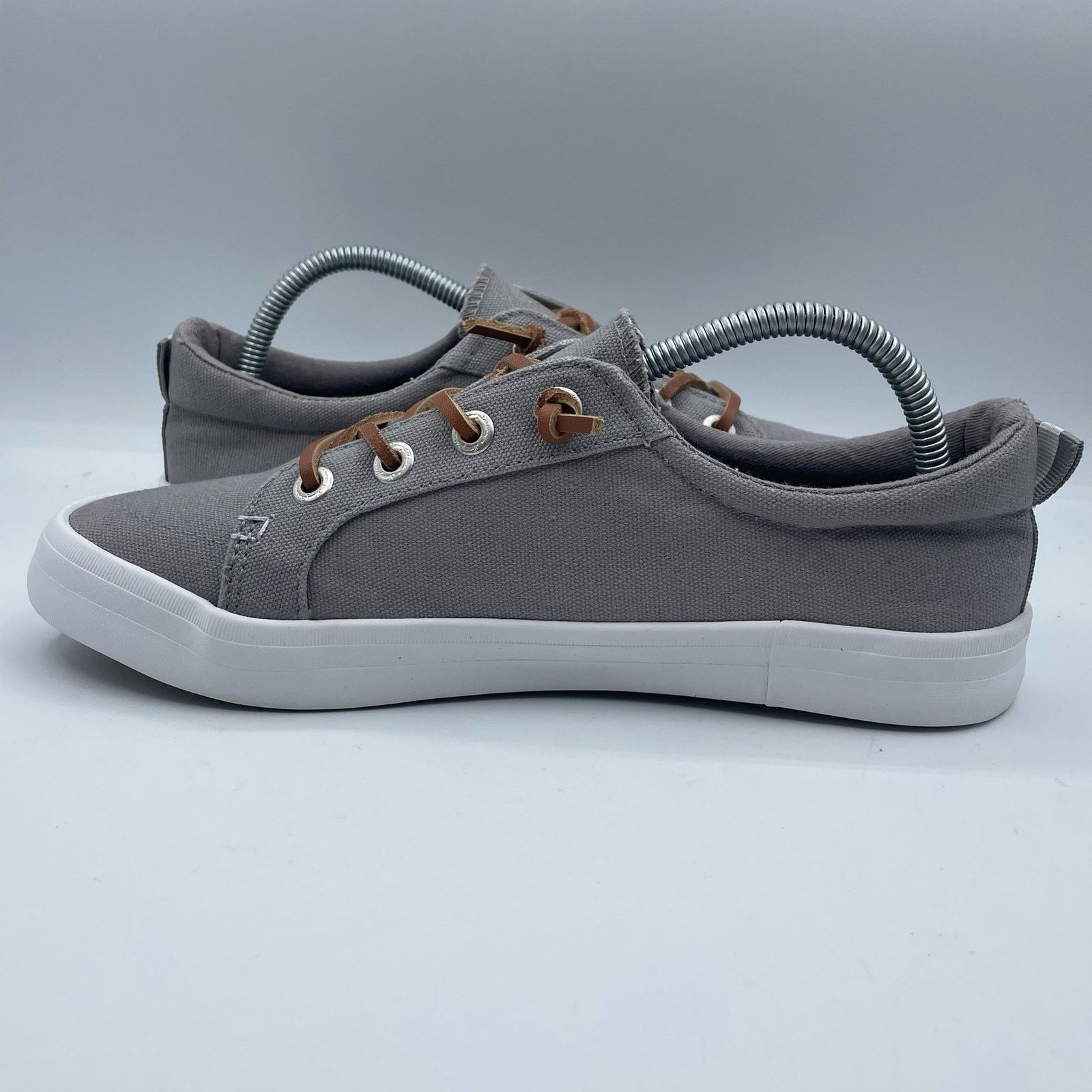 Tommy Bahama Tommy Bahama Canvas Slip On Gray Womens 10 Size US 10 / IT 40 - 6 Thumbnail