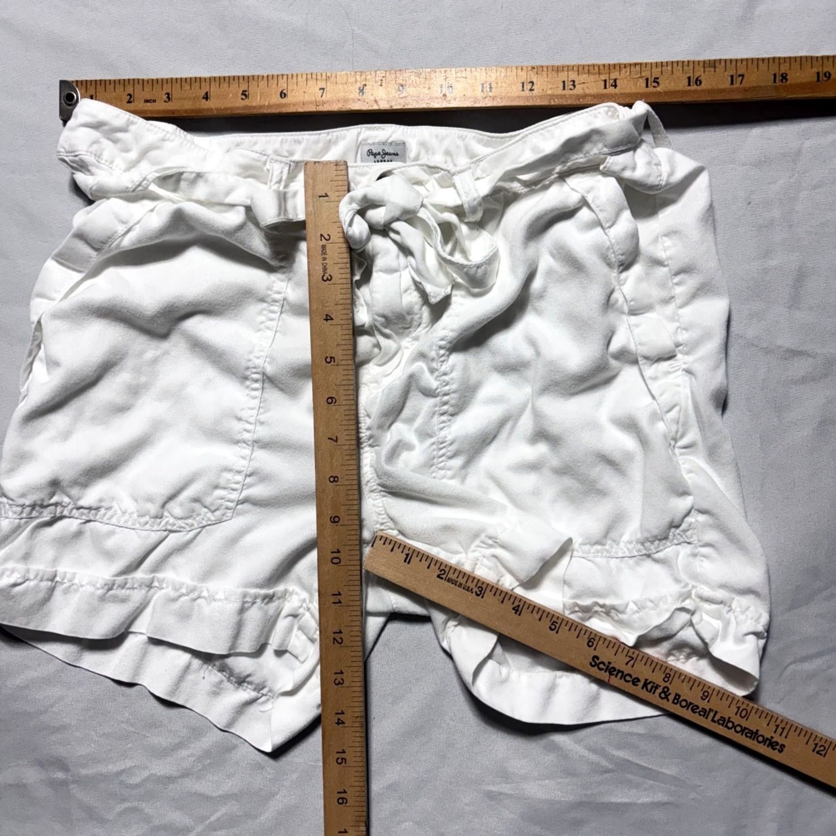 Pepe Jeans Pepe Jeans London Nomad Shorts White Women Size 31 Tie Waist Tencel Canvas Breathable Casual Summer Size 24" / US 00 / IT 34 - 4 Thumbnail