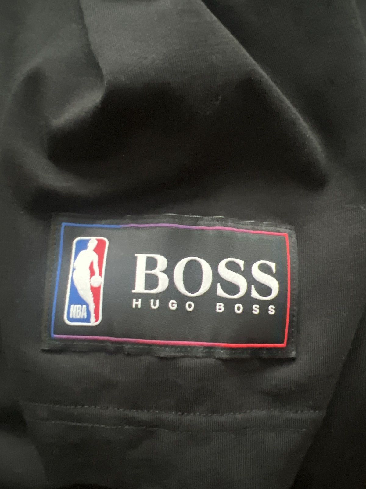 Hugo Boss × NBA Hugo Boss x Lakers Long Sleeve Tee Size US XL / EU 56 / 4 - 5 Thumbnail