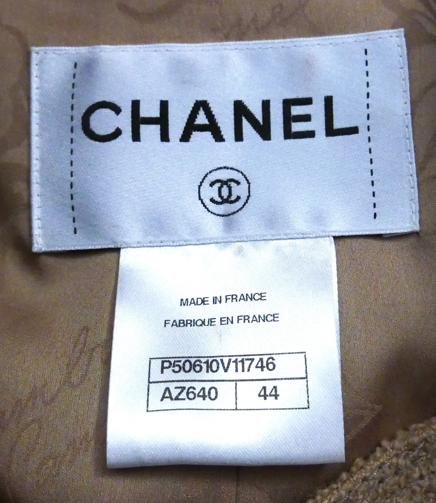 Chanel Chanel Resort 2015 Boucle Cape Trim Gripoix Button Jacket Size S / US 4 / IT 40 - 8 Thumbnail