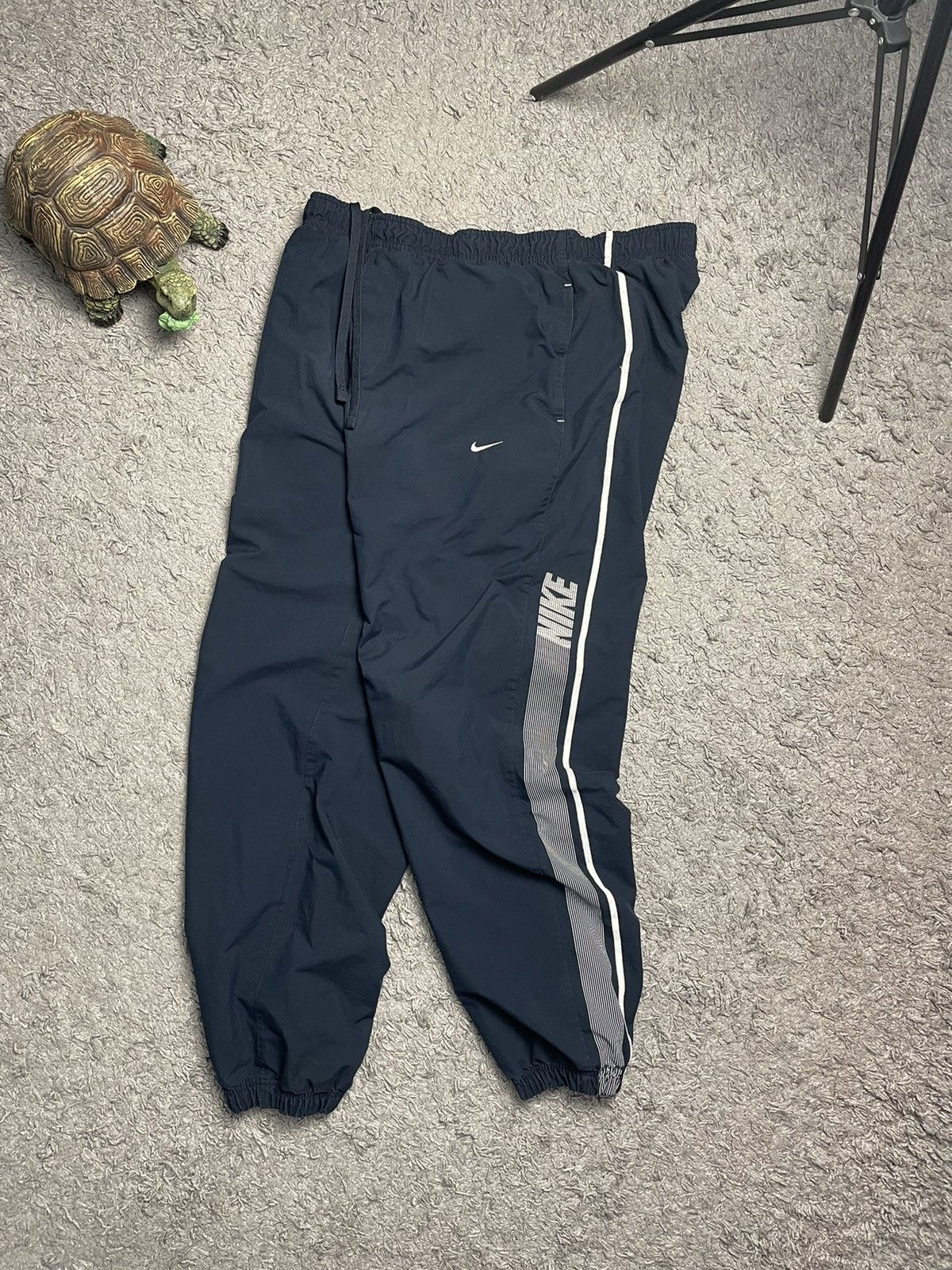 Nike Vintage Nike Small Logo Pants 00’s Size XL Size US 36 / EU 52 - 1 Thumbnail