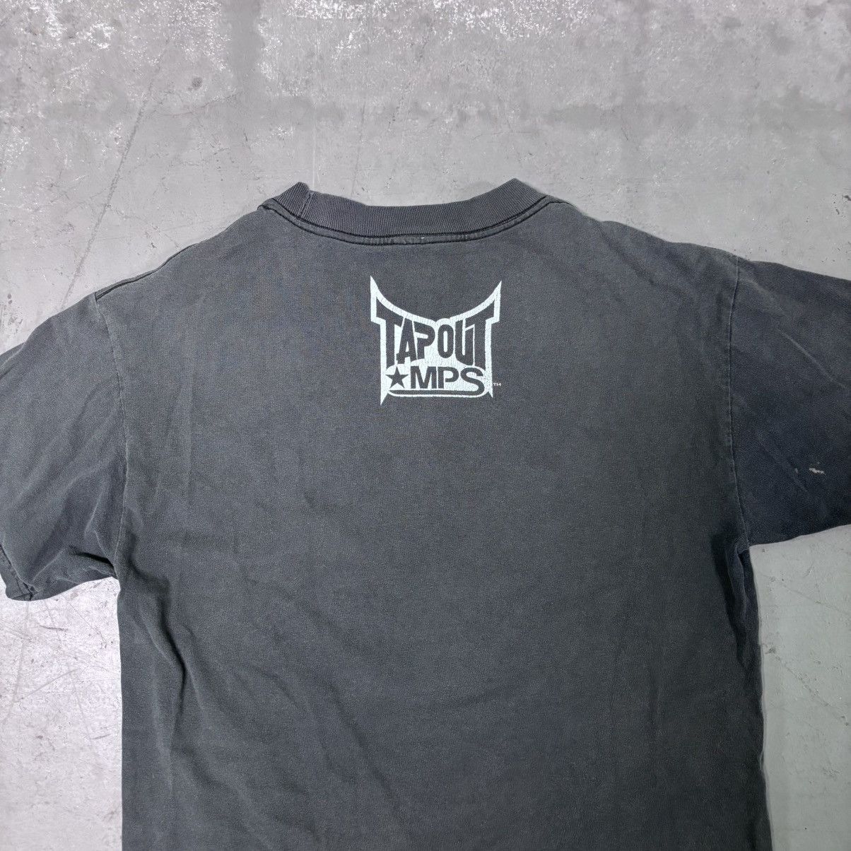 Tapout × Vintage Y2K tapout mps grunge mma graphic T-shirt Size US M / EU 48-50 / 2 - 4 Thumbnail