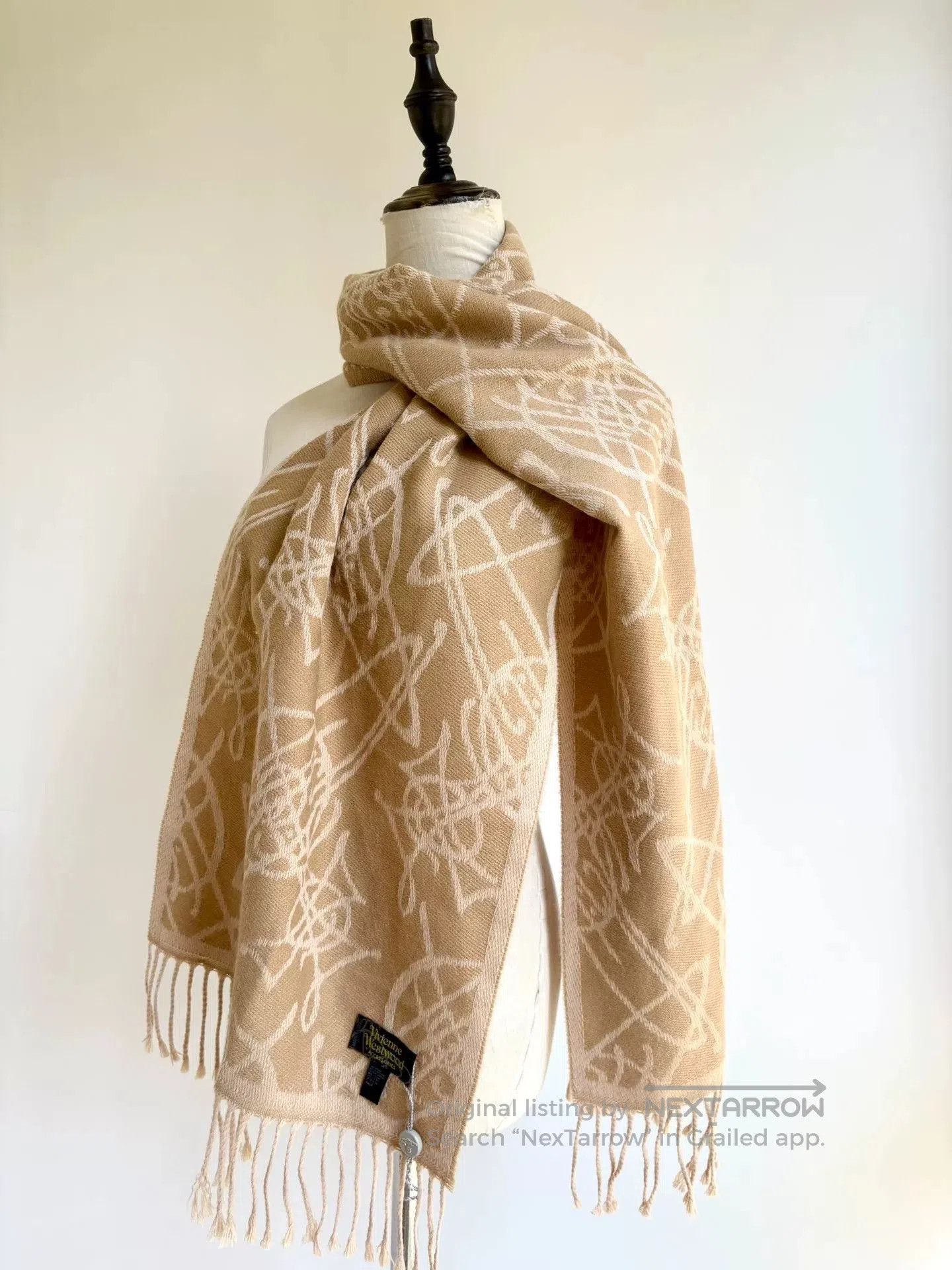 Vivienne Westwood Vivienne Westwood Vintage Beige Saturn Scarf. Size ONE SIZE - 1 Thumbnail