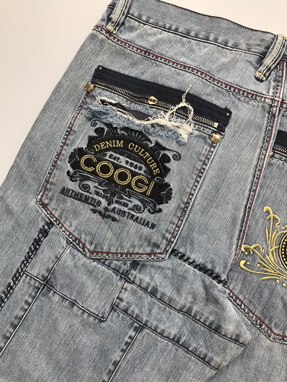 Coogi Vintage Coogi crazy patterns embroidered denim pant Size US 38 / EU 54 - 14 Thumbnail