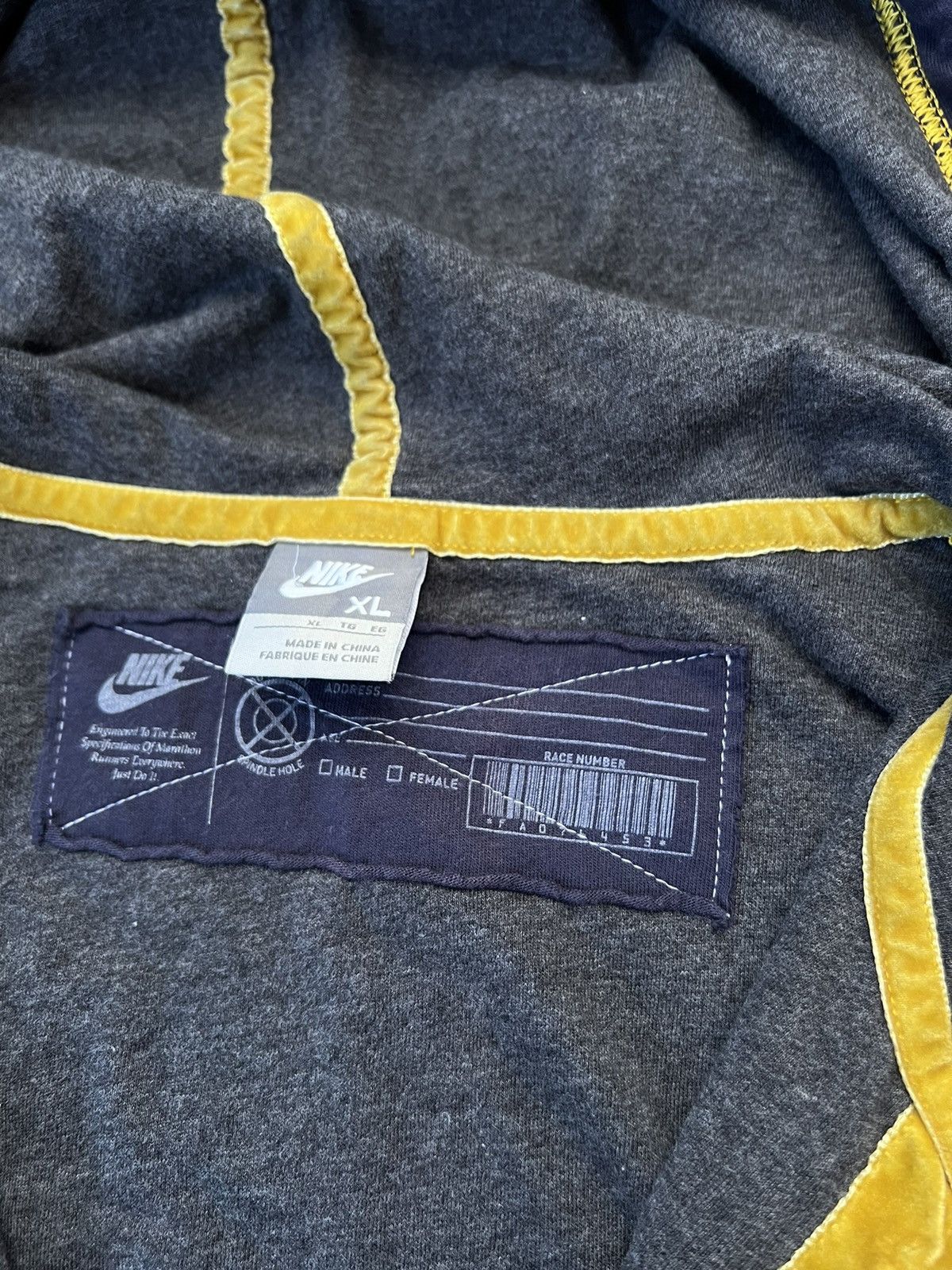 Nike 00’s NIKE RACE OFFICIAL MULTI SWOOSH LOGO Y2K ZIP HOODIE Size US XL / EU 56 / 4 - 5 Thumbnail