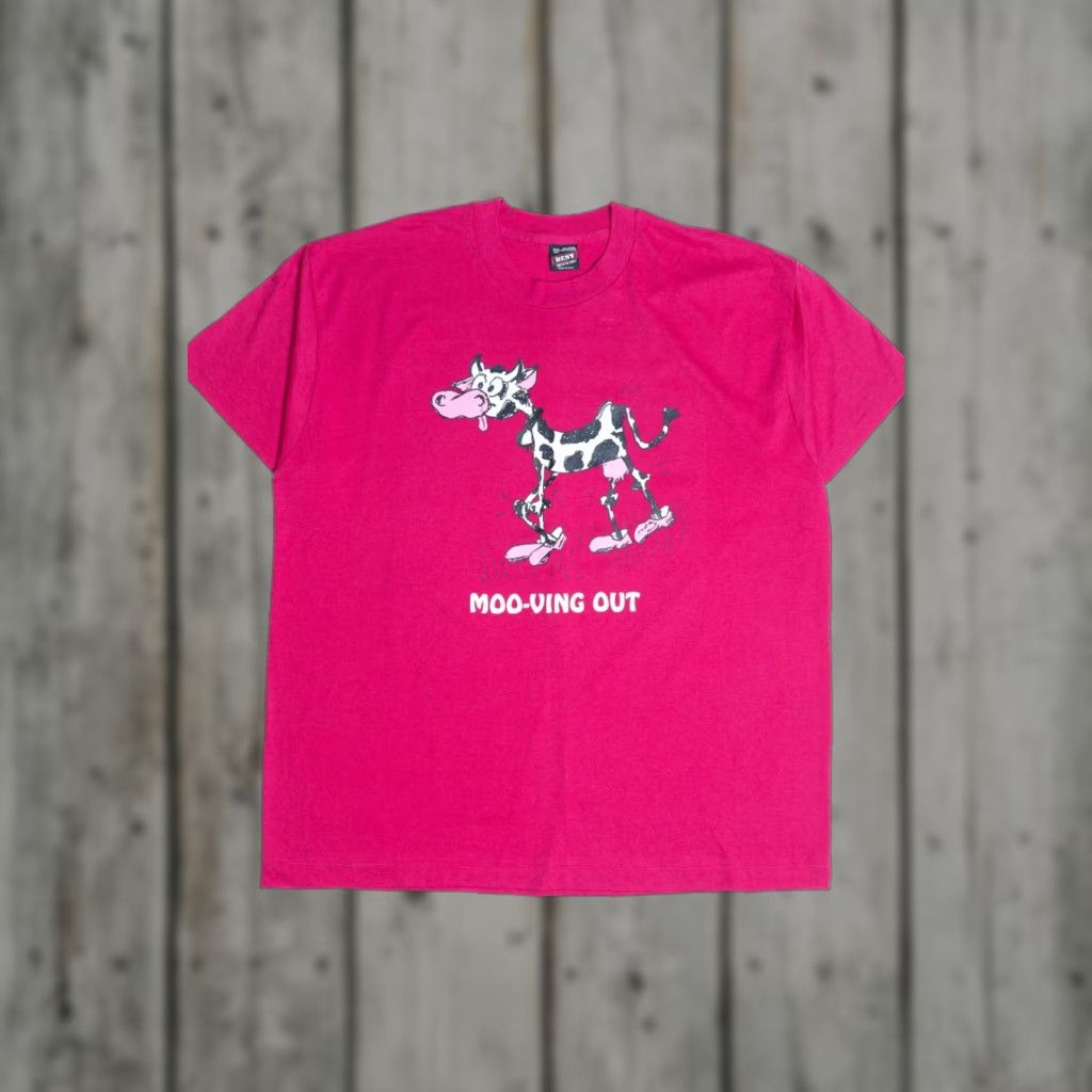 Fruit Of The Loom VINTAGE Moo-ving Out Cow Graphic Single Stitch T-Shirt XX-Large Unisex Adults Purple Pink 1990s Meat? Size US XXL / EU 58 / 5 - 1 Thumbnail