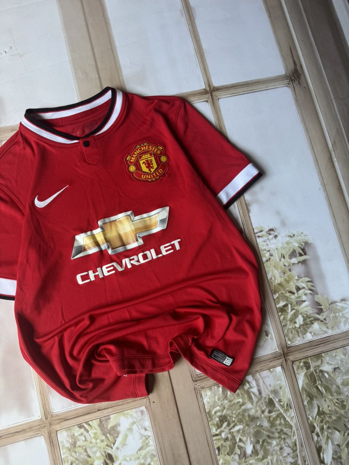 Nike Vintage Nike Manchester United 2014/15 Home Jersey - Size US M / EU 48-50 / 2 - 3 Thumbnail