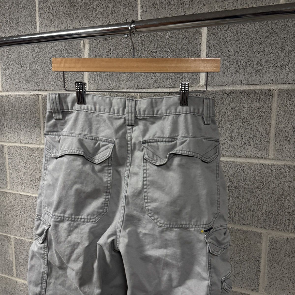 Levi's Y2K Faded Levi's Silvertab Multi Cargo Shorts ERD Grunge Size US 32 / EU 48 - 6 Thumbnail