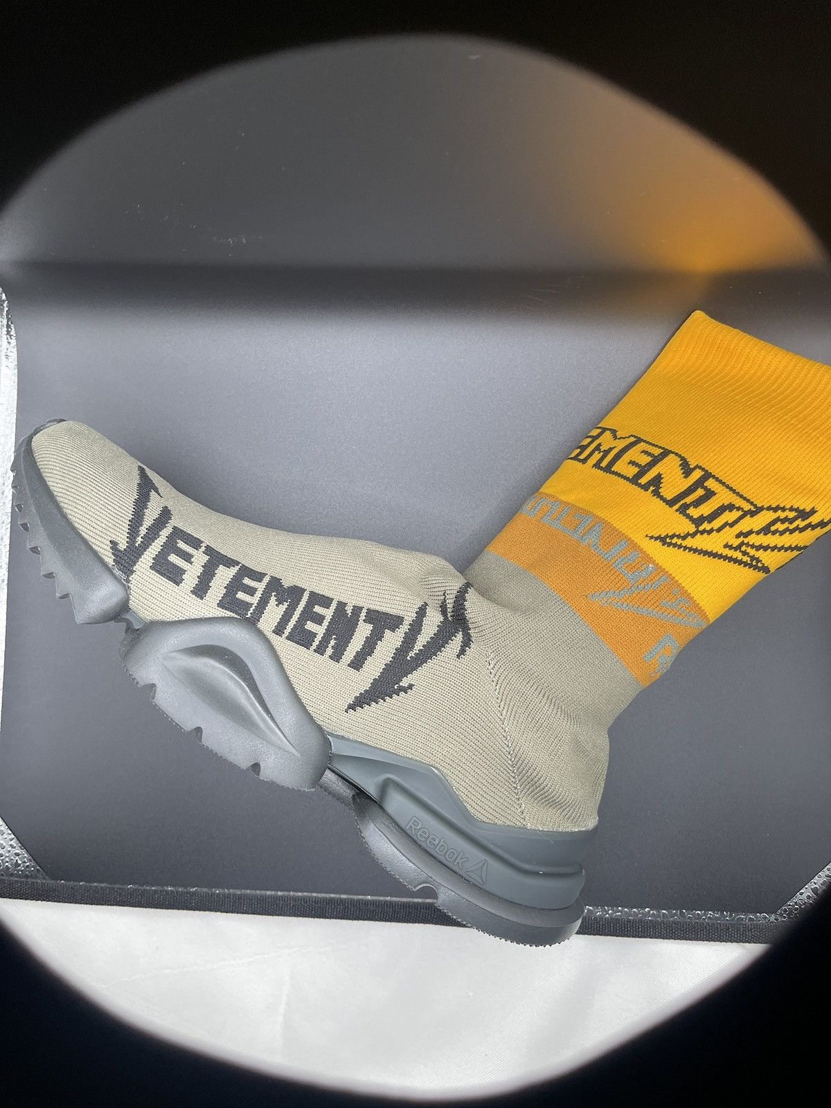Reebok × Vetements Reebok Sock Runner Size US 9 / EU 42 - 3 Thumbnail