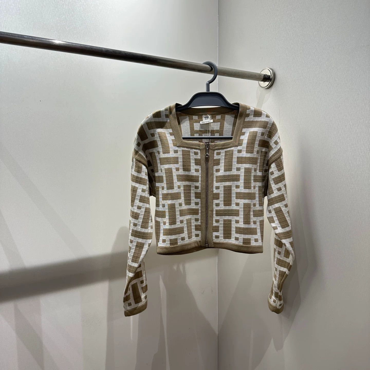 Hermes Hermes Beige Jacket it_36 Women Size XS / US 0-2 / IT 36-38 - 1 Thumbnail