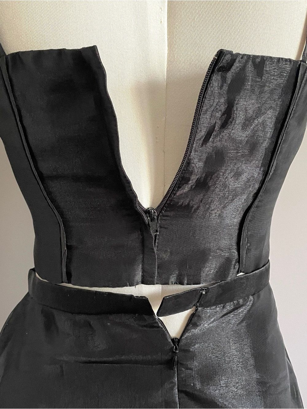 Vintage Vintage Black Organza Bustier Maxi 2-Piece Skirt Suit Set Size XS / US 0-2 / IT 36-38 - 9 Thumbnail