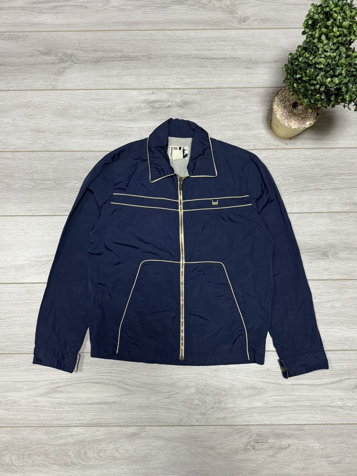 Diesel Diesel vintage made in Italy jacket windbreaker zip Size US S / EU 44-46 / 1 - 1 Thumbnail