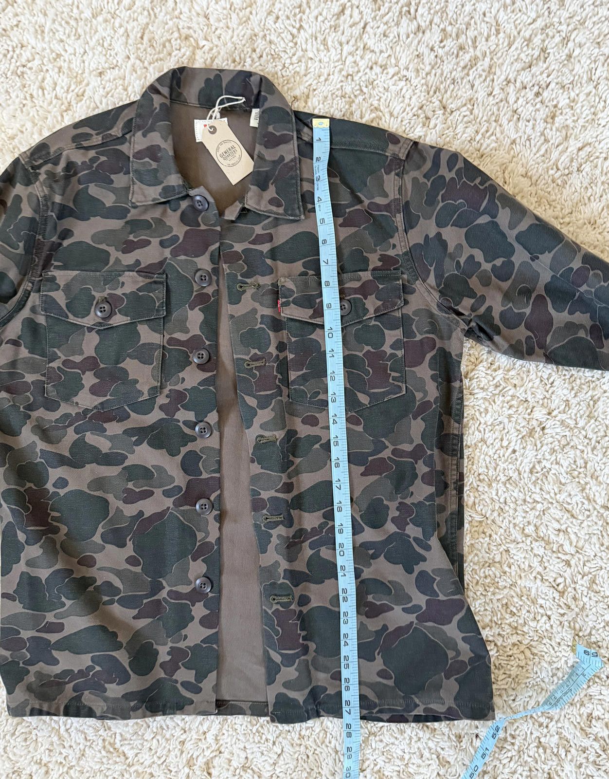 Levi's Levi's Camouflage Button-Up Jacket Size Small NWT Size US S / EU 44-46 / 1 - 5 Thumbnail