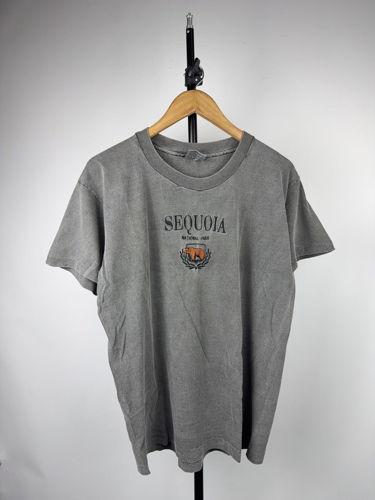 Vintage 90s Sequoia National Park Bear Graphic T-Shirt Made in USA Size US M / EU 48-50 / 2 - 1 Thumbnail