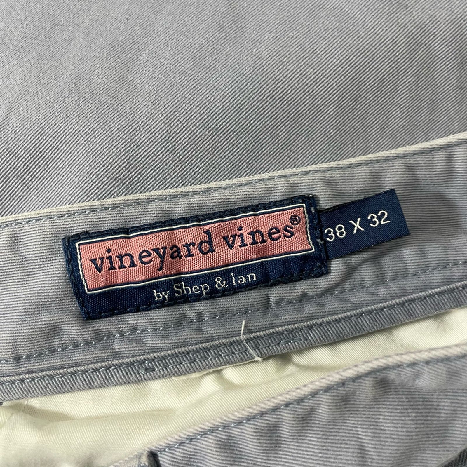 Vineyard Vines Vineyard Vines Men's Collegiate Pants Gray Chinos - Size 38 Size US 38 / EU 54 - 3 Thumbnail
