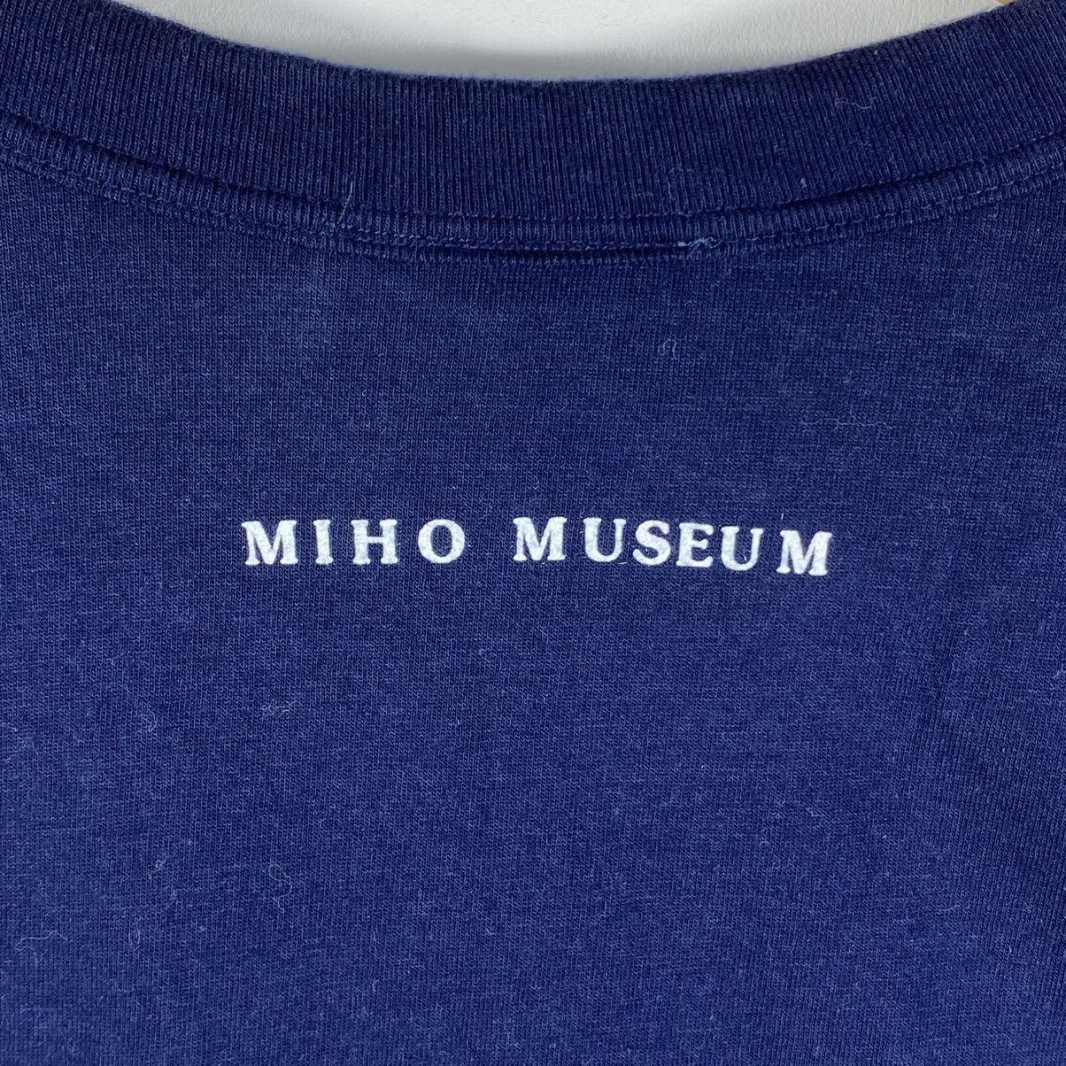 Vintage Vintage MIHO MUSEUM Fresco Fragment With Cupid Art Tee Shirt Size US L / EU 52-54 / 3 - 6 Thumbnail