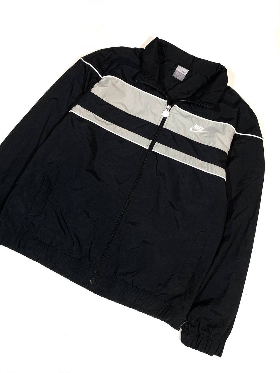 Nike × Vintage 00s Vintage Y2K Nylon Windbreaker Nike Light Jacket Size US L / EU 52-54 / 3 - 2 Thumbnail