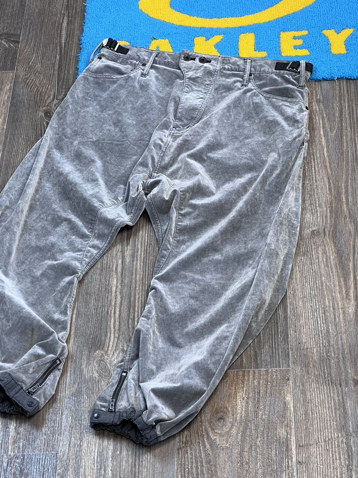 Le Grande Bleu (L.G.B.) Le Grande Bleu Corduroy Cropped Drop Crotch silver pants Size US 32 / EU 48 - 2 Thumbnail