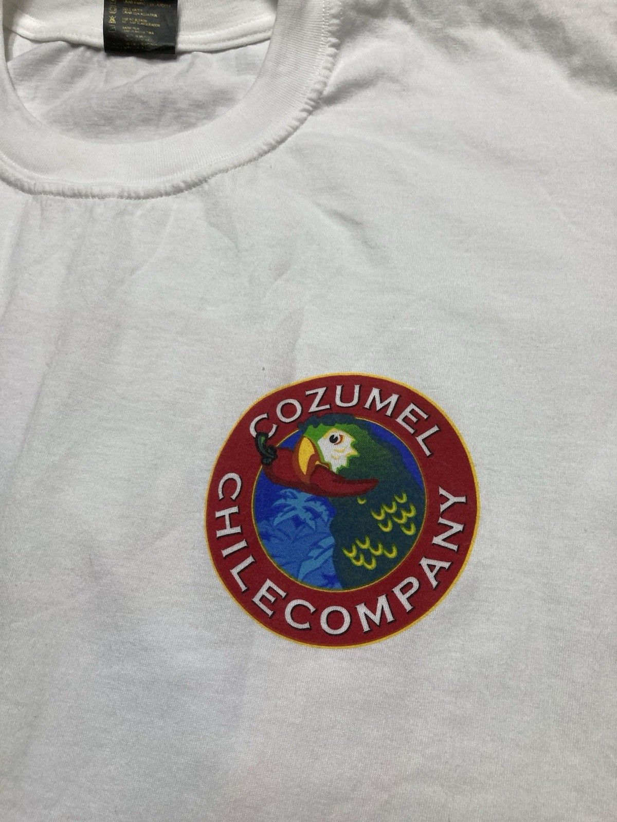 Vintage 90s t shirt Cozumel Chile Company pepper parrot Mexico XL Size US XL / EU 56 / 4 - 6 Thumbnail
