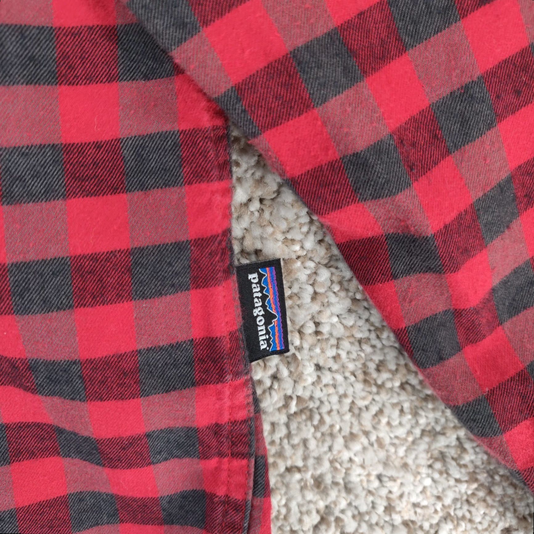 Patagonia Patagonia Shirt Mens L Red Plaid Organic Cotton Long Sleeve Button Size US L / EU 52-54 / 3 - 5 Thumbnail