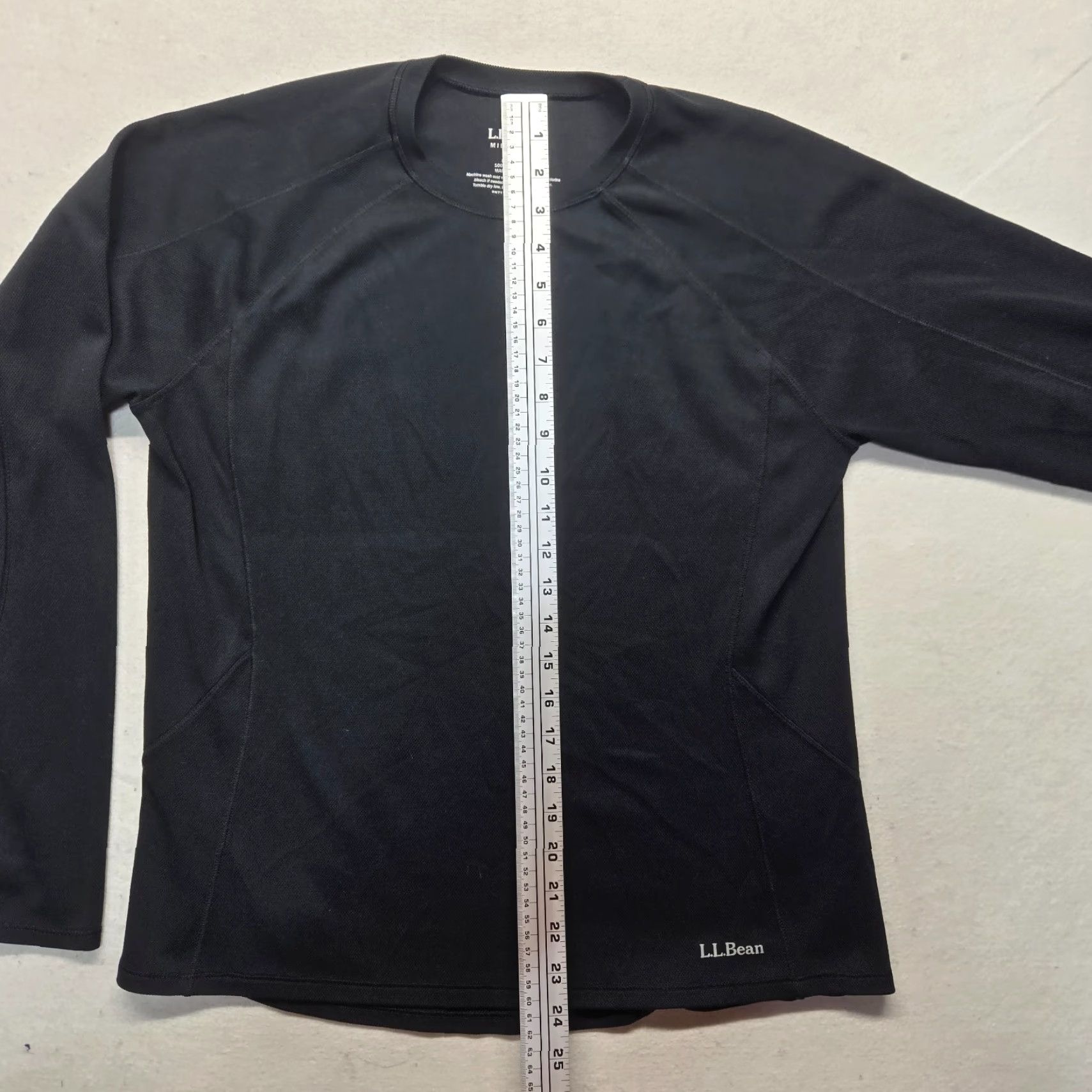 Vintage Vintage L.L. Bean Black Crewneck T-Shirt Women’s XL Midweight Cotton 2000s Apparel Size XL / US 12-14 / IT 48-50 - 5 Thumbnail
