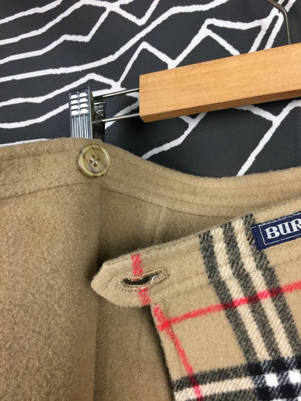 Burberry Vtg Burberry Nova Check Wool Blend Wrap Skirt Size M Size 24" / US 00 / IT 34 - 20 Thumbnail