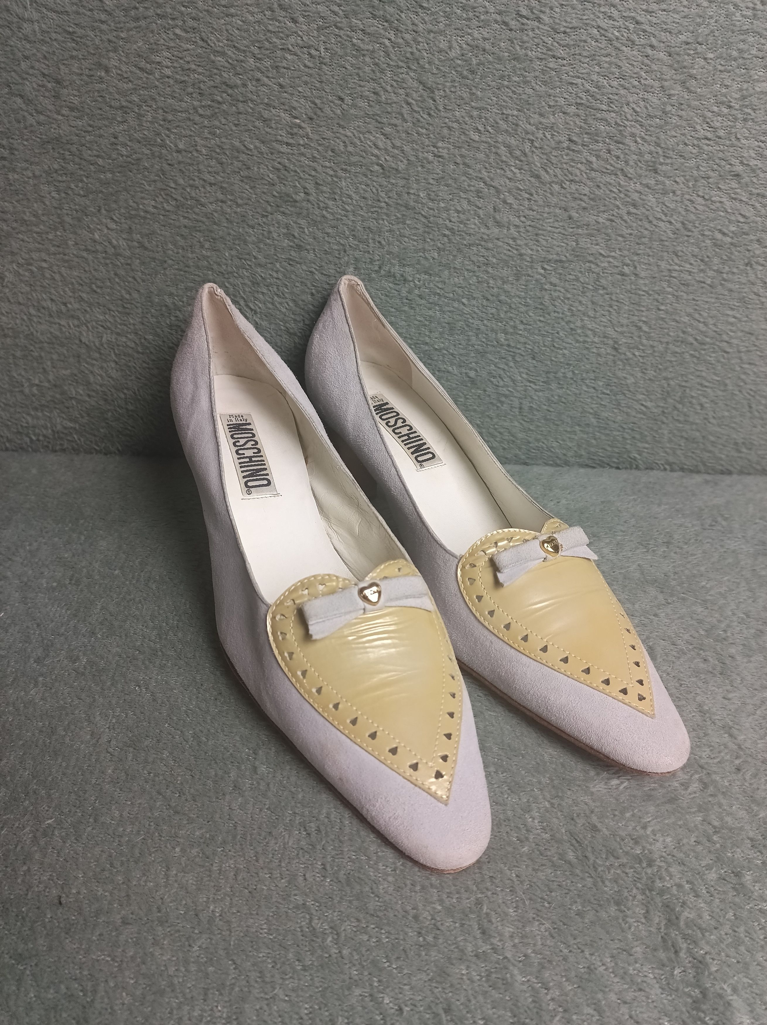 Moschino Moschino Suede Leather Grey Logo Heart Heel Pumps EU 39.5 Size US 9.5 / IT 39.5 - 3 Thumbnail