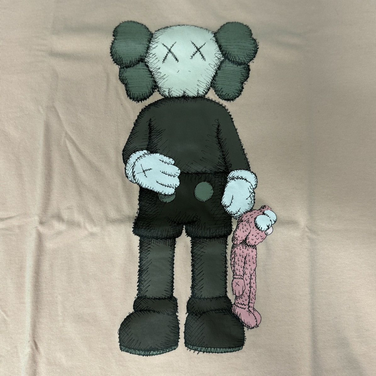 Kaws × Uniqlo KAWS X UNIQLO COMPANION TEE PINK Size US XL / EU 56 / 4 - 2 Thumbnail