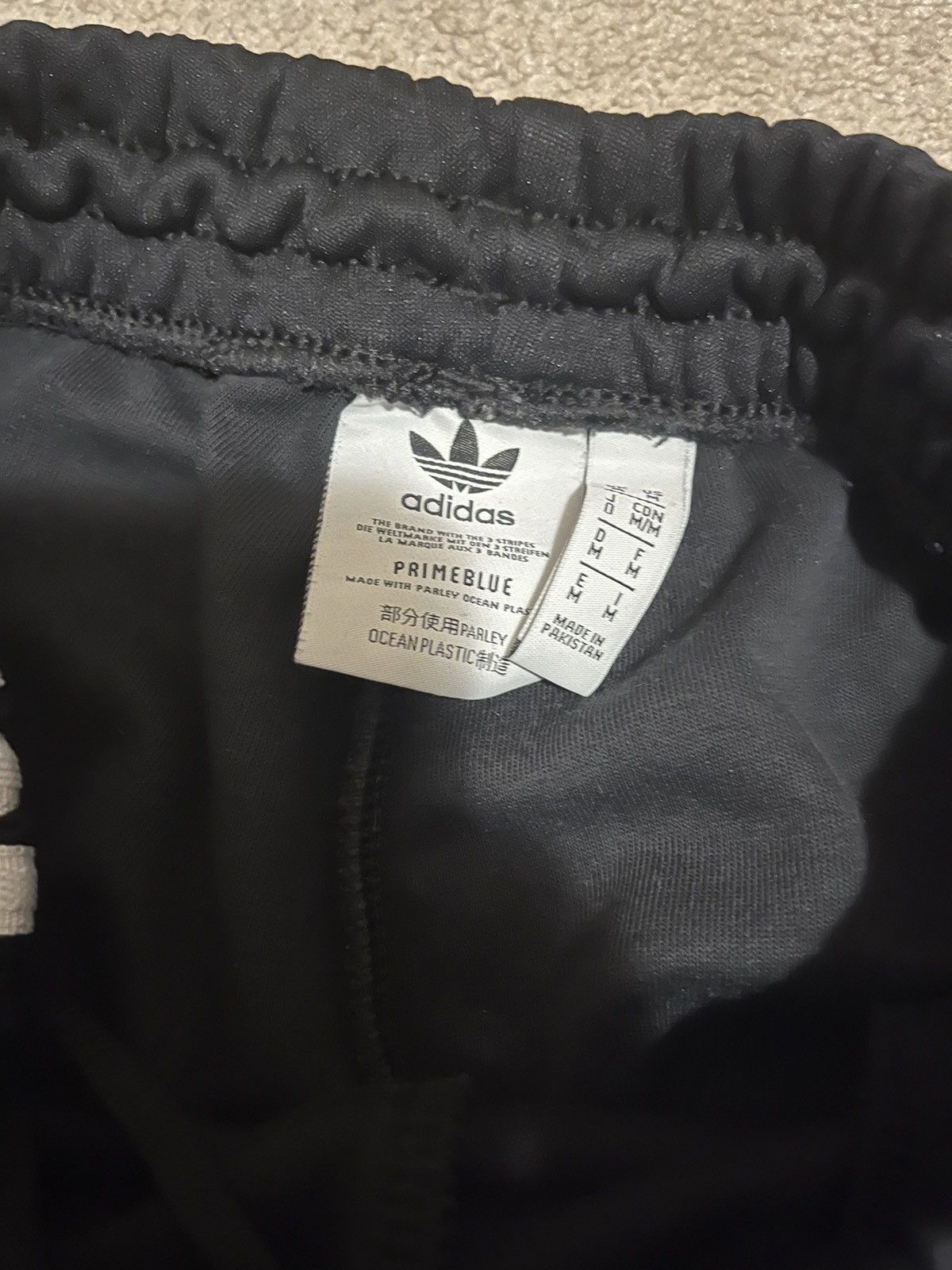 Adidas Adidas Tracksuit Size US M / EU 48-50 / 2 - 5 Thumbnail
