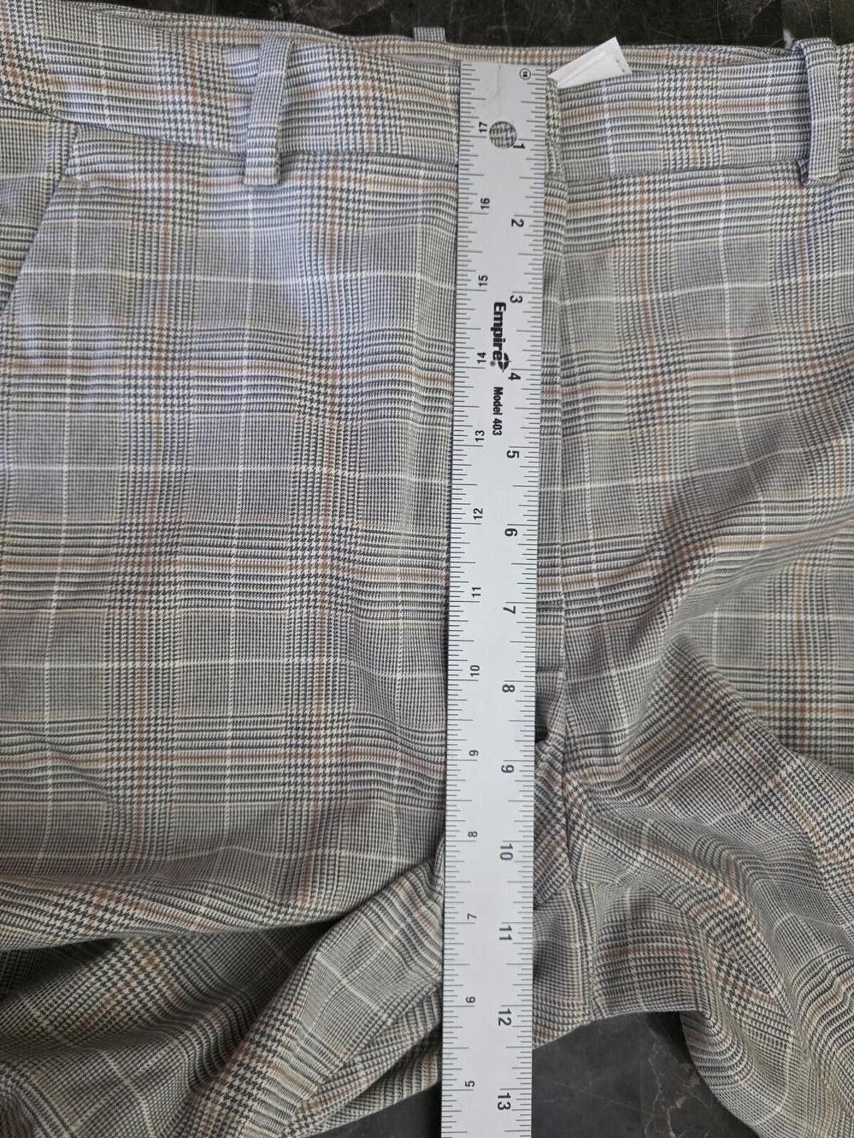 H&M H&M Gray Plaid Dress Pants Size 6 Straight Leg Business Work Size 28" / US 6 / IT 42 - 9 Thumbnail