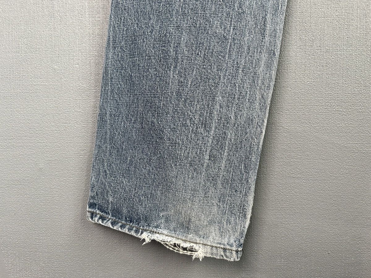 Armani Vintage ARMANI JEANS Blue Distressed Denim Pants Metal Logo Size US 32 / EU 48 - 11 Thumbnail