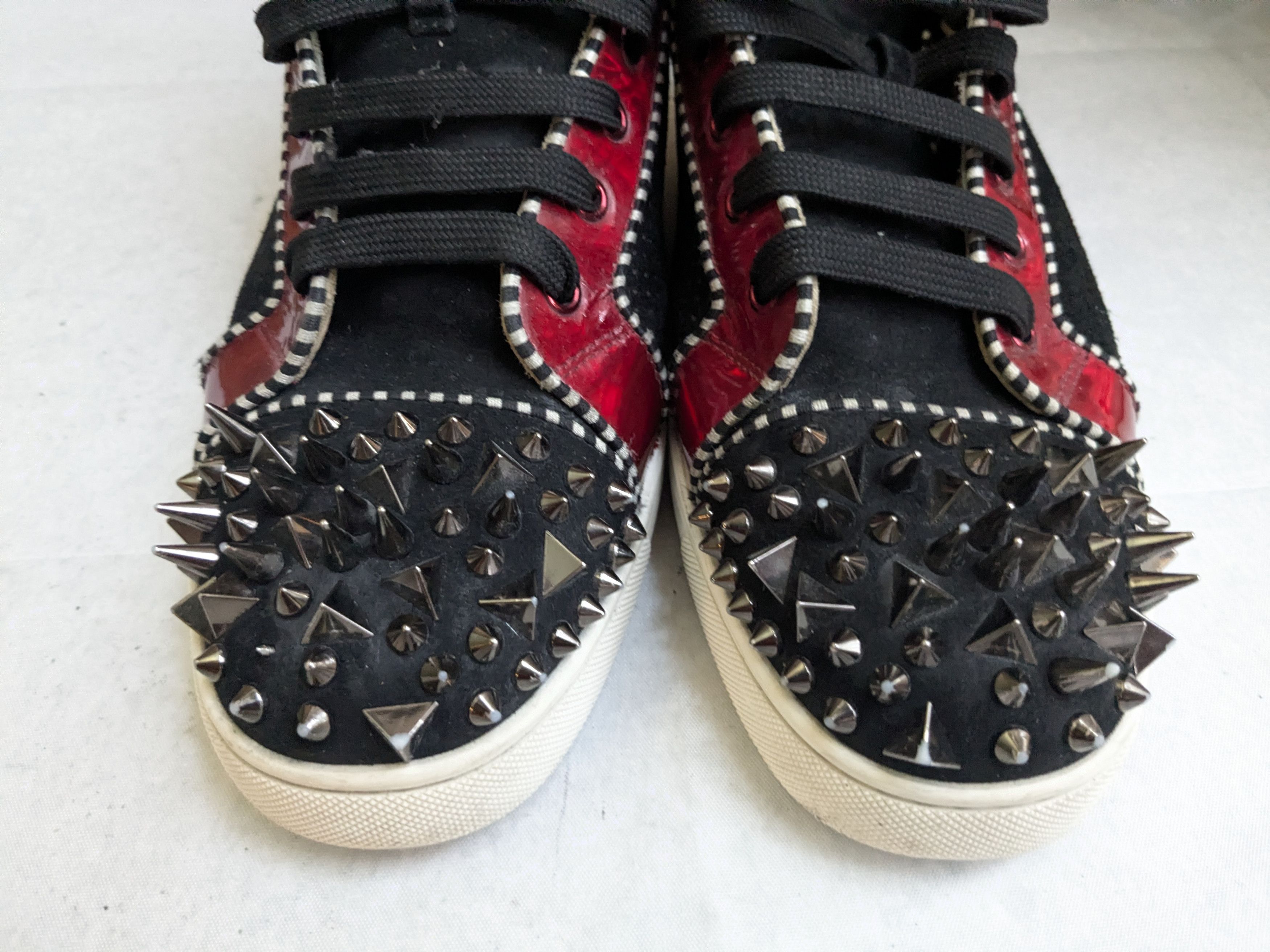 Christian Louboutin Christian Louboutin High Top Sneakers 9 42 Black Red Spikes Size US 9 / EU 42 - 3 Thumbnail