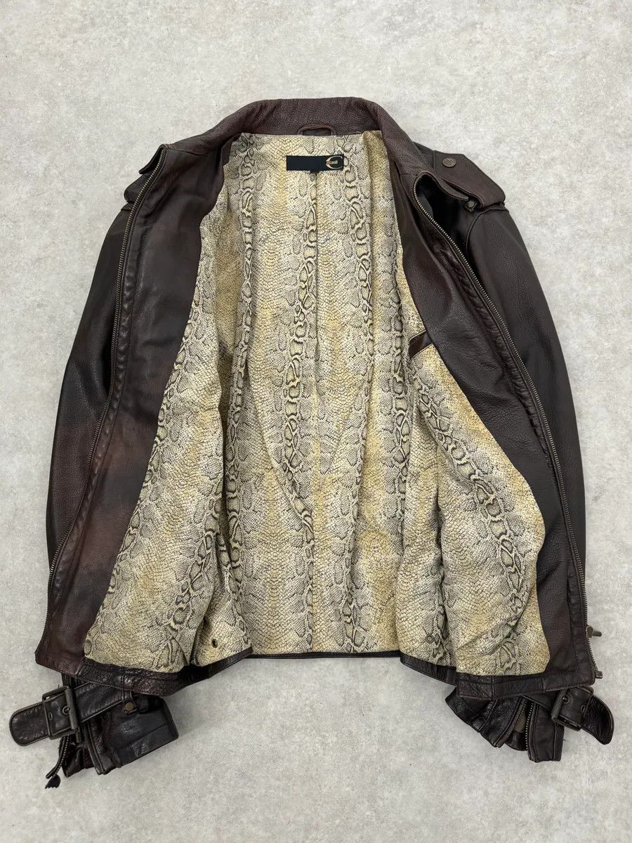 Roberto Cavalli 2000s Cavalli Brown Eroded Leather Buckle Jacket Size US M / EU 48-50 / 2 - 8 Thumbnail