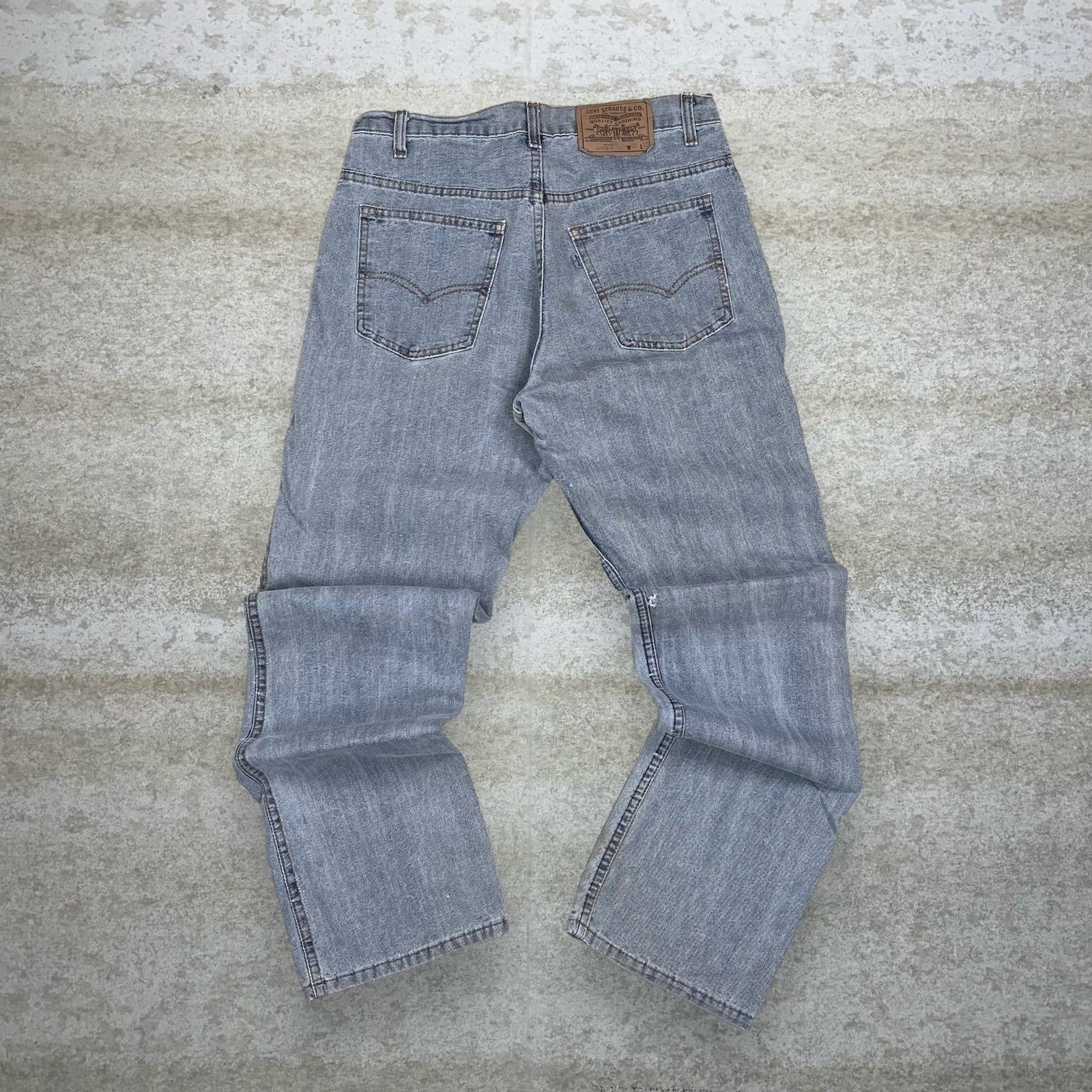 image of True Vintage Levis Jeans Straight Fit Light Grey Denim 70S, Men's (Size 33)