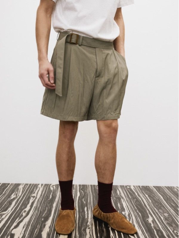 RECTO RECTO RM 25S Wrinkle Detail Belted Shorts in Dark Khaki Size US 32 / EU 48 - 1 Thumbnail