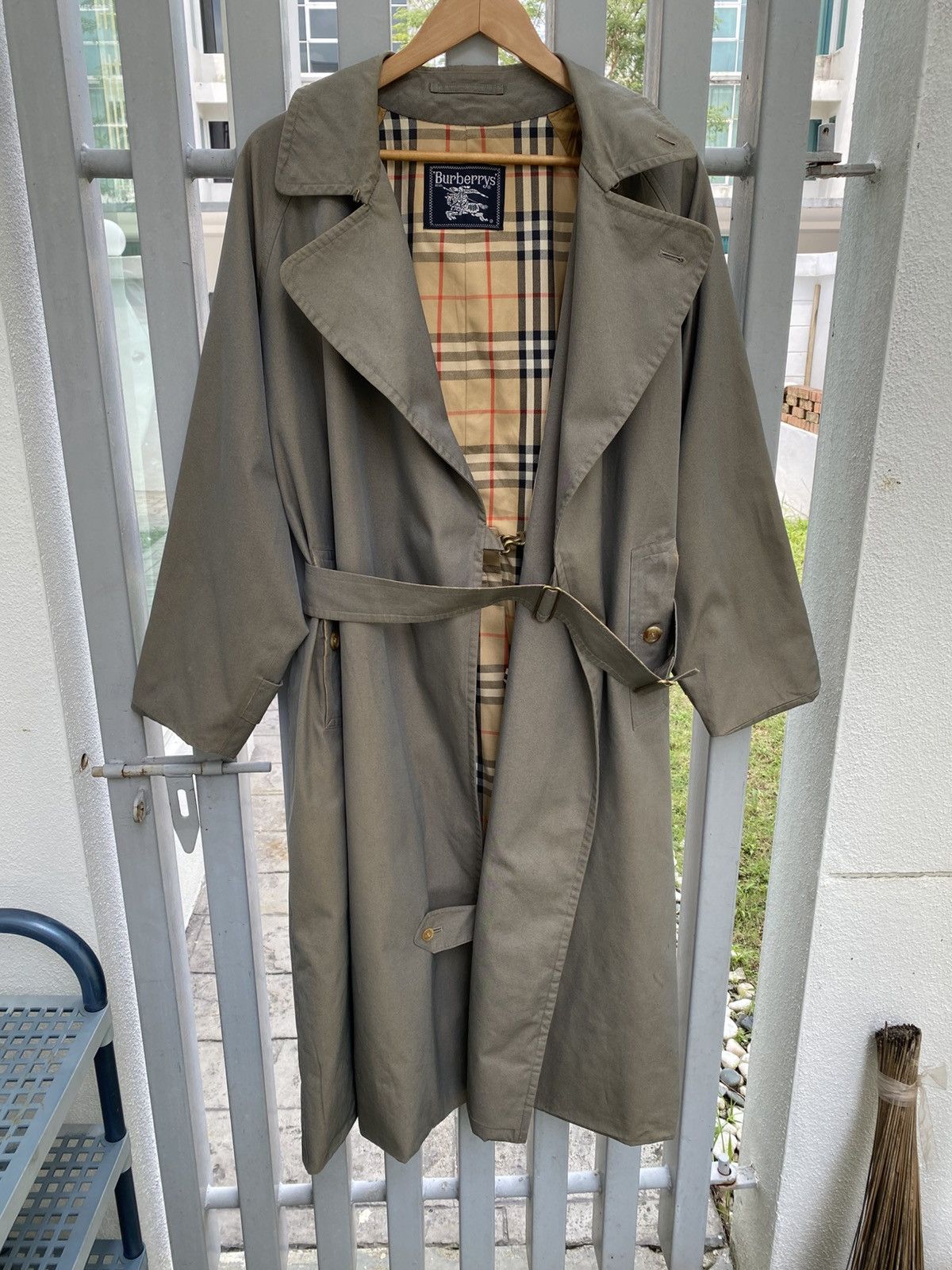Burberry × Burberry Prorsum × Vintage Vintage BURBERRY TRENCH COAT double linning check plaid Size US L / EU 52-54 / 3 - 3 Thumbnail